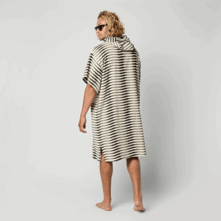 Mystic Kiteboarding Jacquard Poncho - Image 5