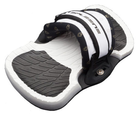 Spleene RS Line Kiteboard Complete With Bindings, Fins, and All Hardware - Image 4